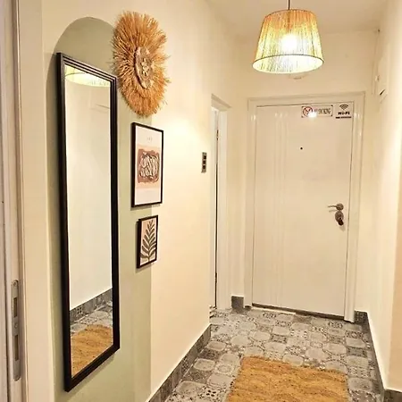 Merlin Apartment *